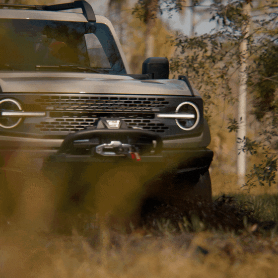 2022 Ford Bronco® Everglades™ gif 1x1
